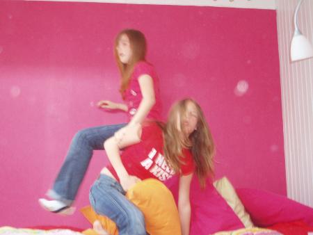 Oh fLo!! t'assis pâs sur mOi!!!!!! xD